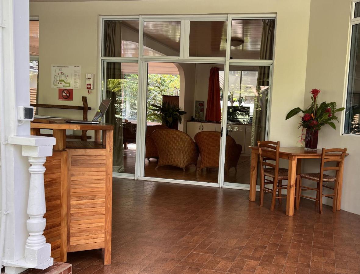 Pare Lodge Tahiti Pirae ภายนอก รูปภาพ