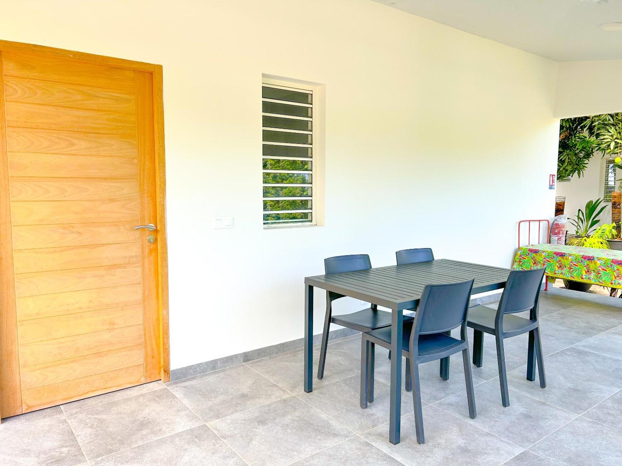 Pare Lodge Tahiti Pirae ภายนอก รูปภาพ